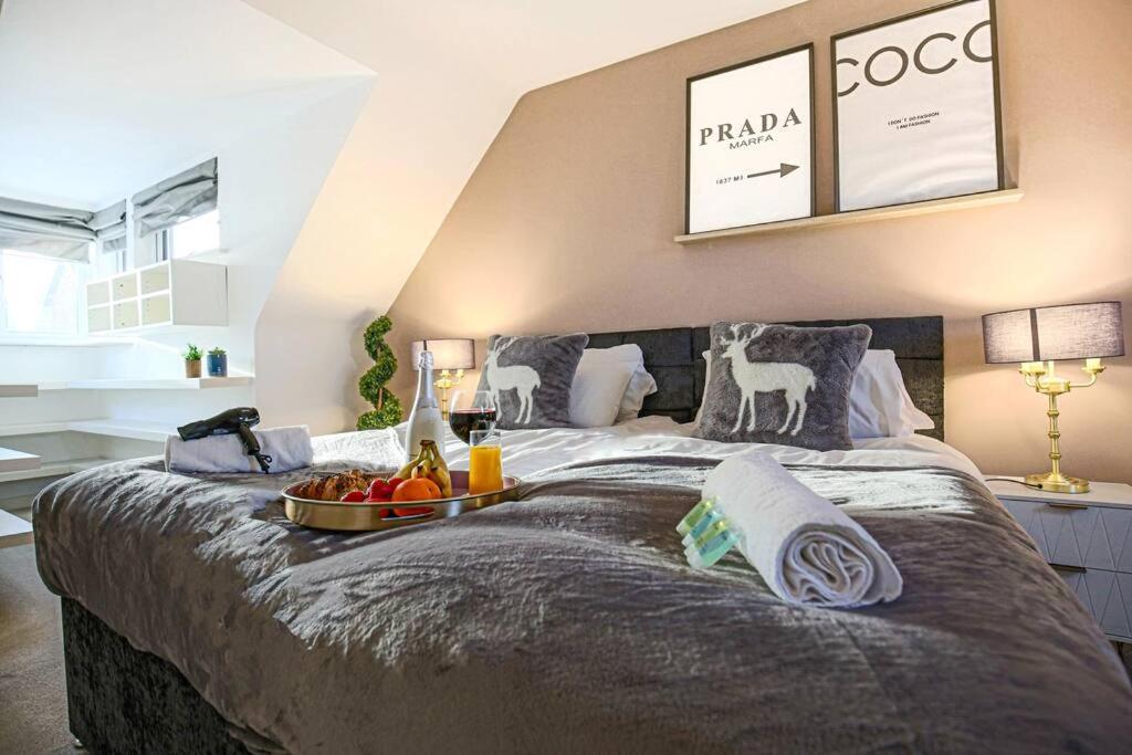 Stylish House With Smart Tvs And Netflix, Fast Wifi, Free Parking And Garden By Yoko Holiday home *